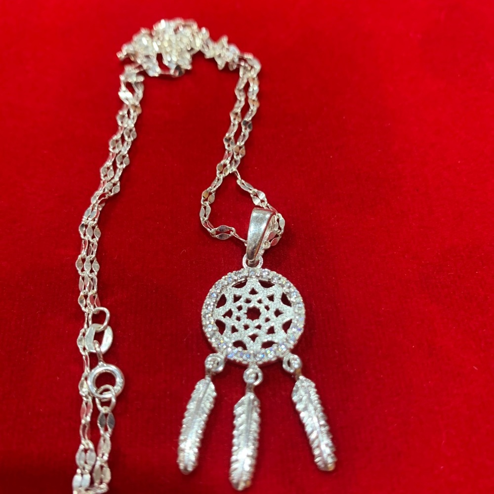 Silver necklace